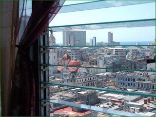 Vista desde el salón del apartamento de Ana Rosa en la Habana